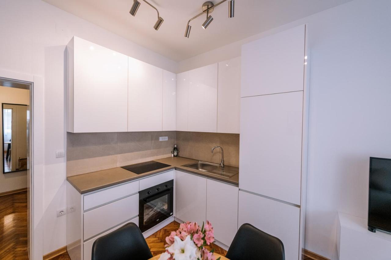 Appartement Marshal Doctor à Belgrade Extérieur photo