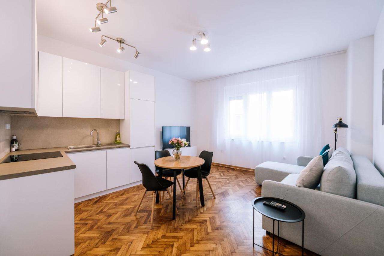 Appartement Marshal Doctor à Belgrade Extérieur photo
